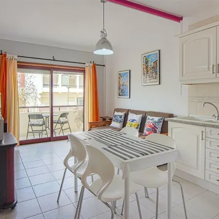 Apartmán Apartamento T1, Primeira Linha Praia - Edif. 