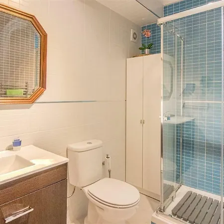 Apartamento T1, Primeira Linha Praia - Edif. 
